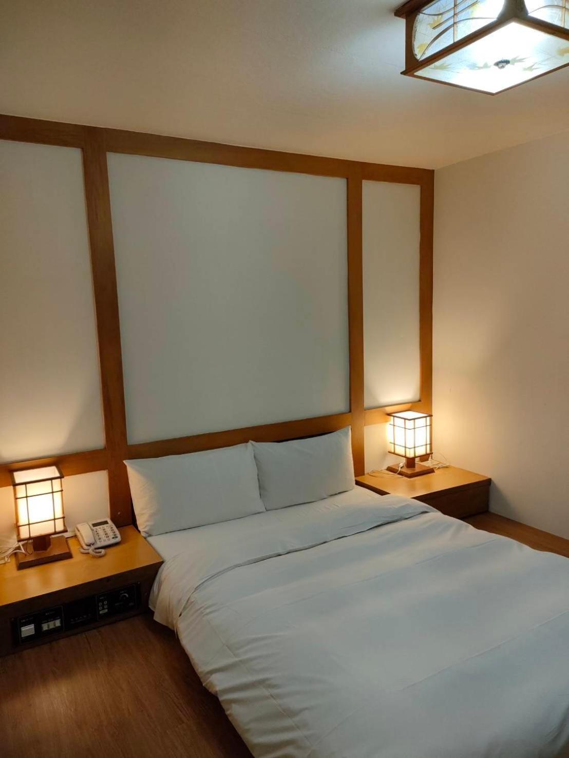 Dc Hotel Тайчжун Экстерьер фото