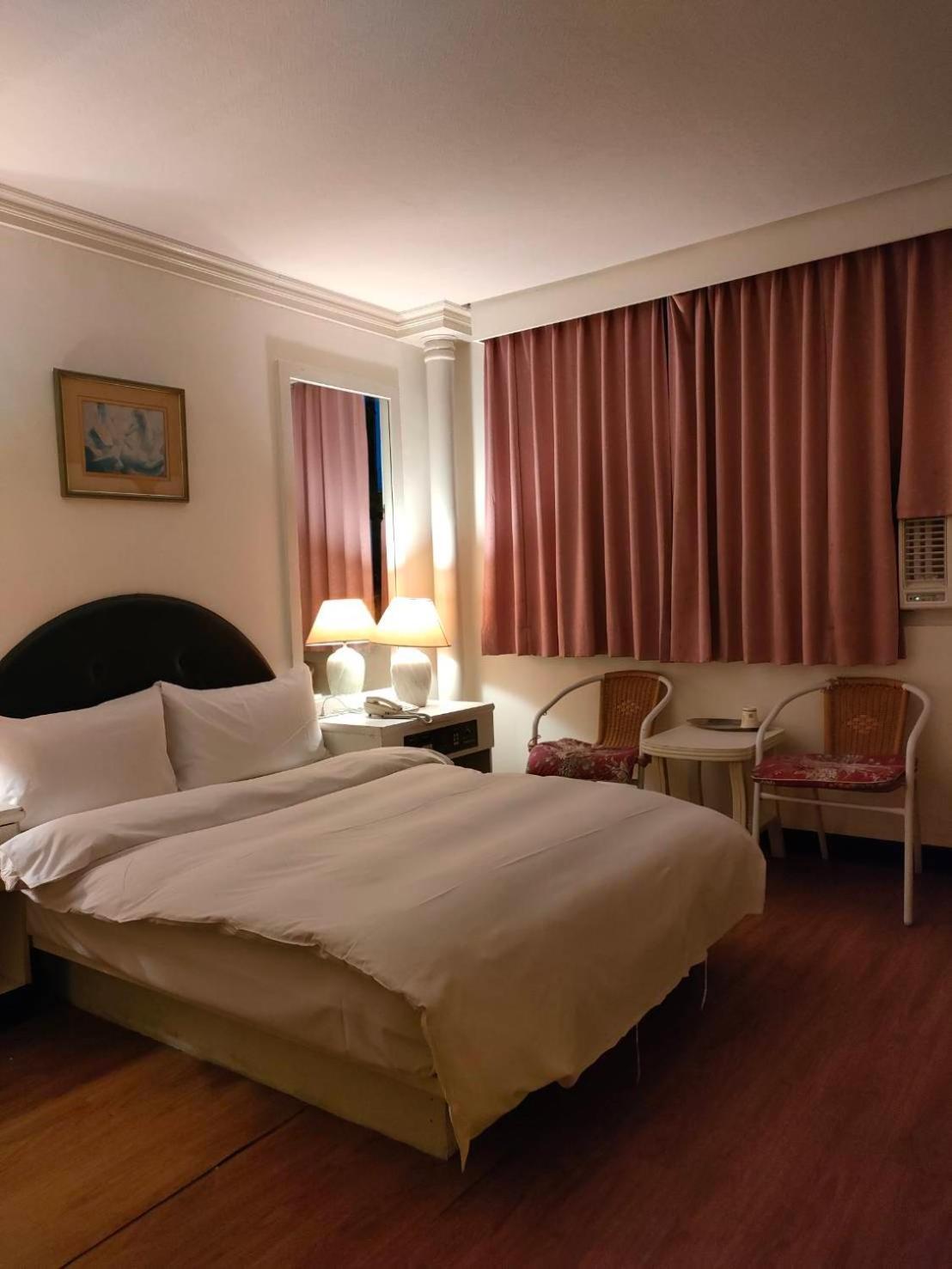 Dc Hotel Тайчжун Экстерьер фото